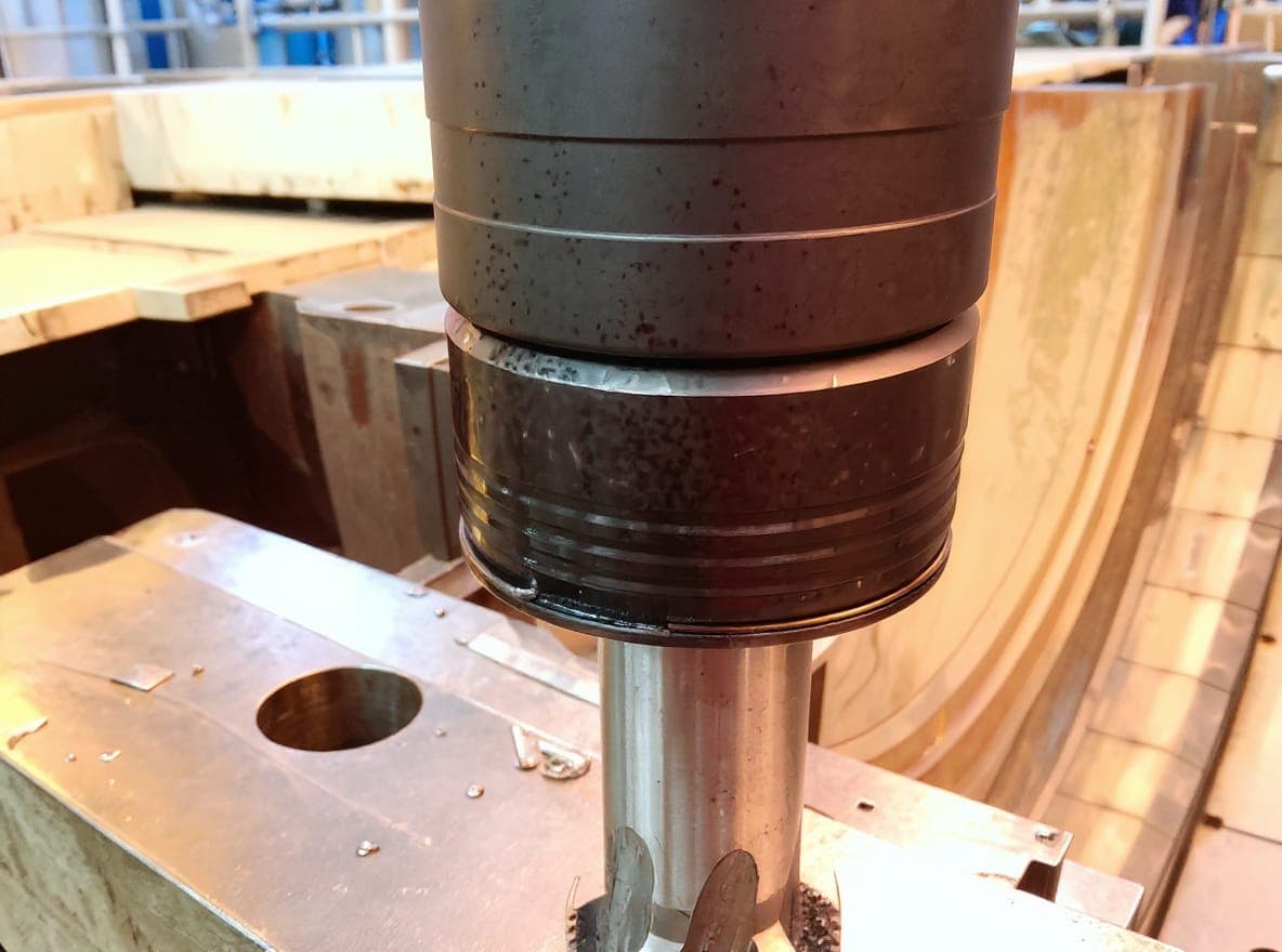 Thread and hole inspection